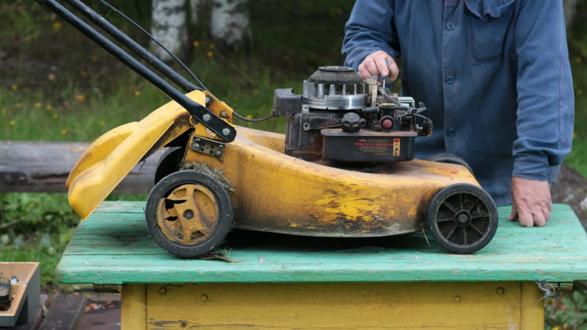 How To Fix Common Lawn Mower Issues